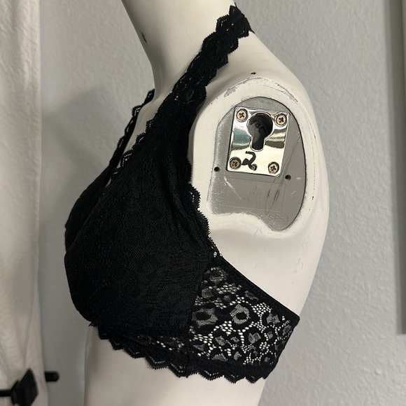 Auden Black Lace Bralette - Picture 2 of 5